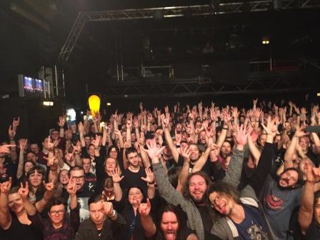 VIENNA_CROWD_SM